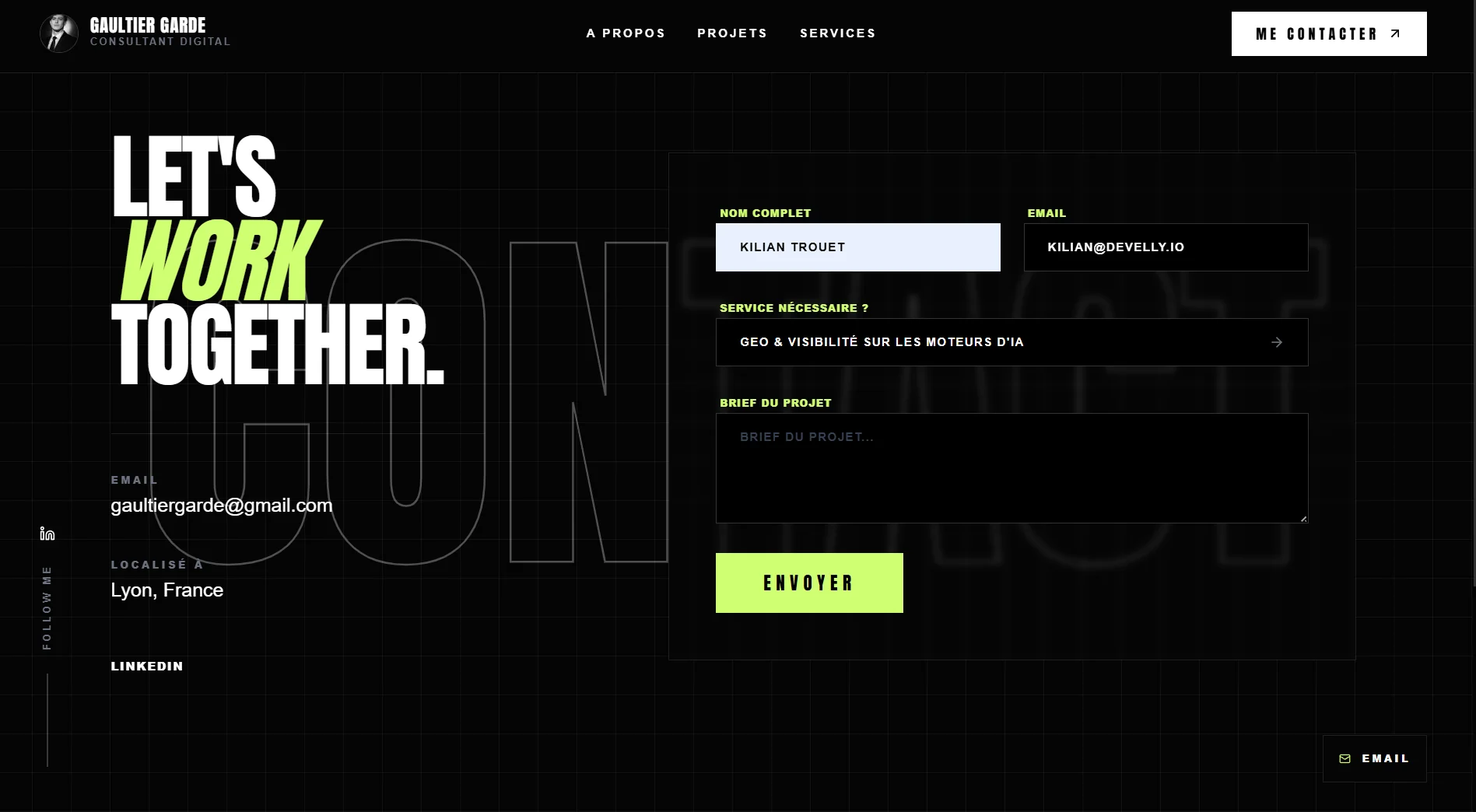 Miniature — Contact